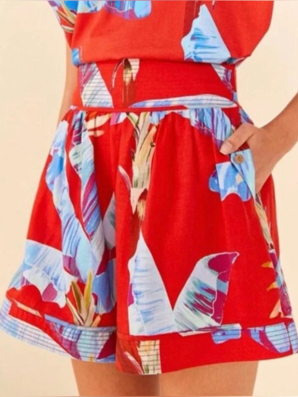 FARM Rio Red Tropical Print ruffled relaxed high waisted Shorts